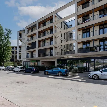 Podgorze With Balcony شقة *