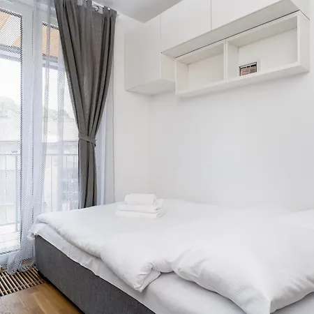 Podgorze With Balcony Апартаменты